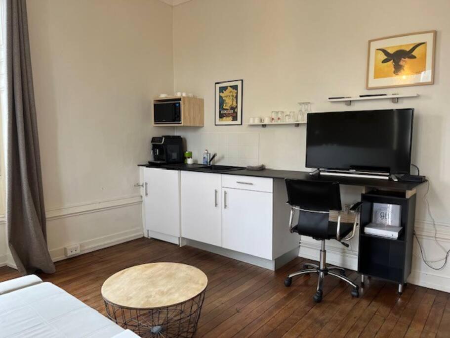 #Le Maitre Du Navire - Grand Studio - Hyper Centre Apartment Brive-la-Gaillarde Exterior photo